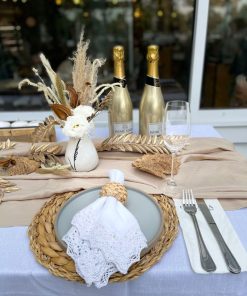 סידור שולחן אמיליה