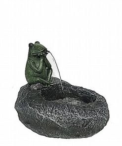 מפל מזרקה דקורטיבי עם צפרדע יושבת