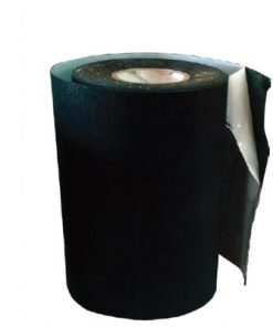 סרט הדבקה נדבק לדשא סינטטי