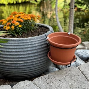 עציץ גפן למעקה