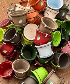 עציץ גפן למעקה