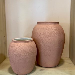 ואזה מדבר ורוד