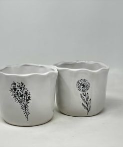 LILY CERAMICS POT