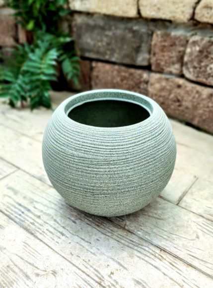 עציץ פלסטיק SFERA-ALBI