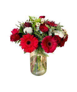 אור בין העננים רקע לבן